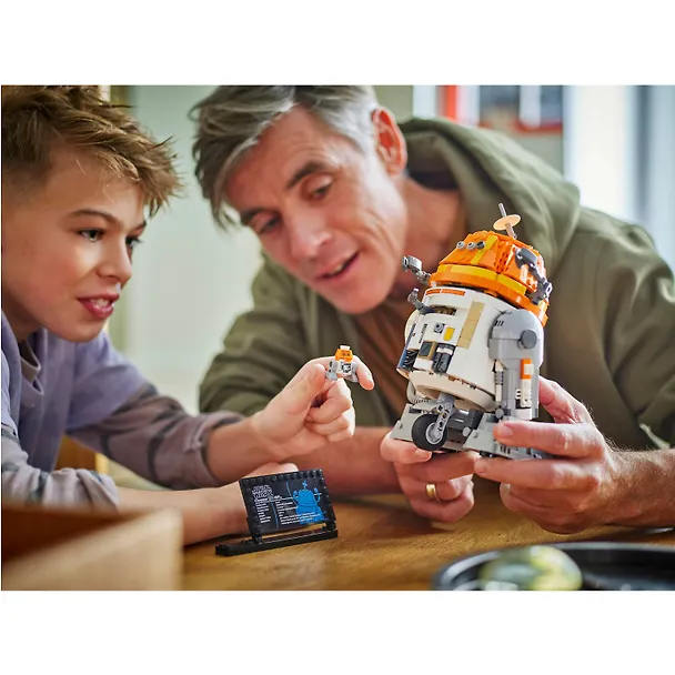 LEGO Star Wars: Астромеханический дроид Chopper C1-10P, 1039 деталей (75416) 3139769 — 9