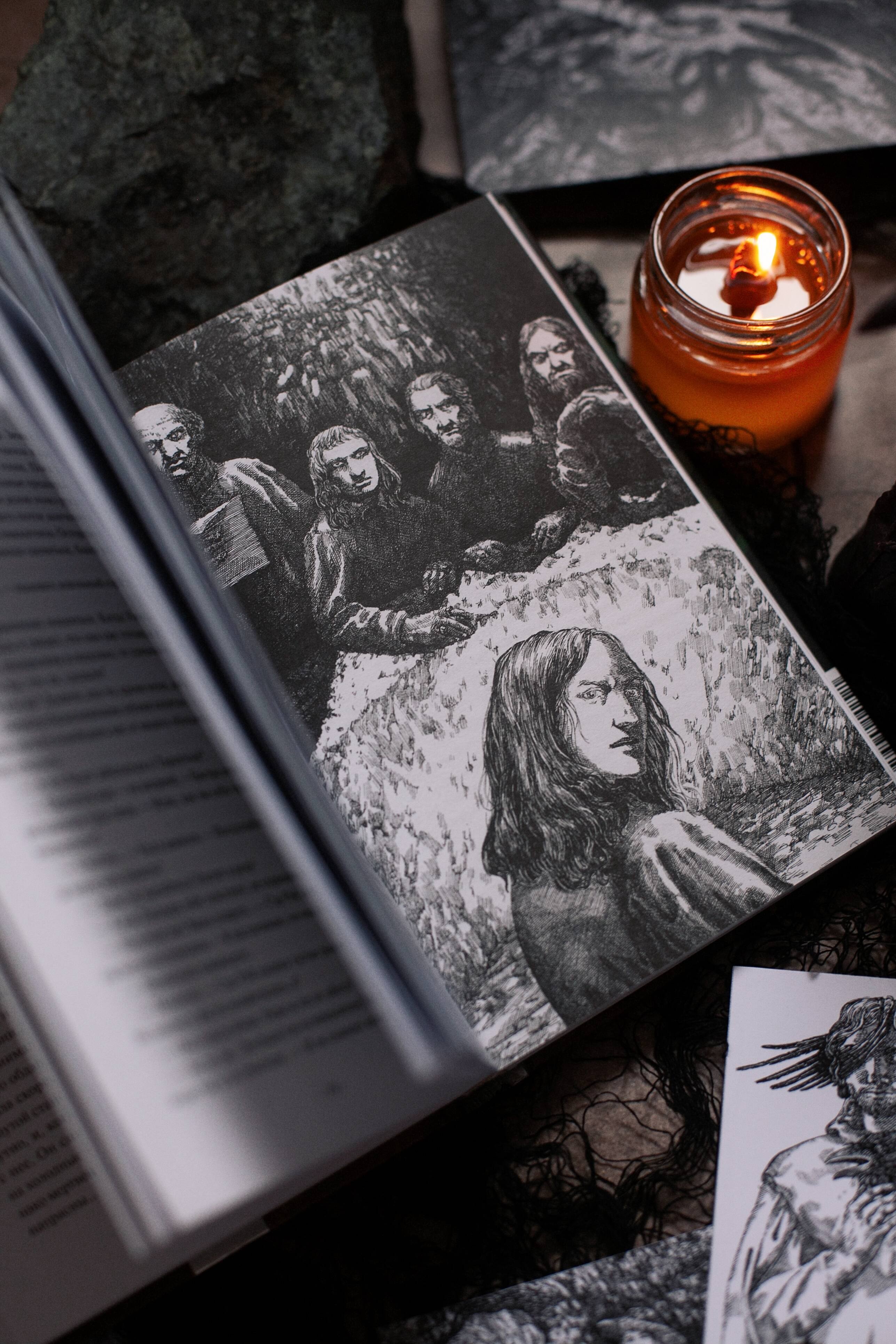 Изображение бумажной книги