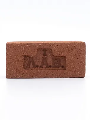 Кирпич-магнит Л.А.В 3128224