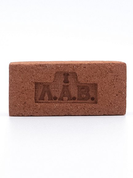 Кирпич-магнит Л.А.В 3128224 — 1
