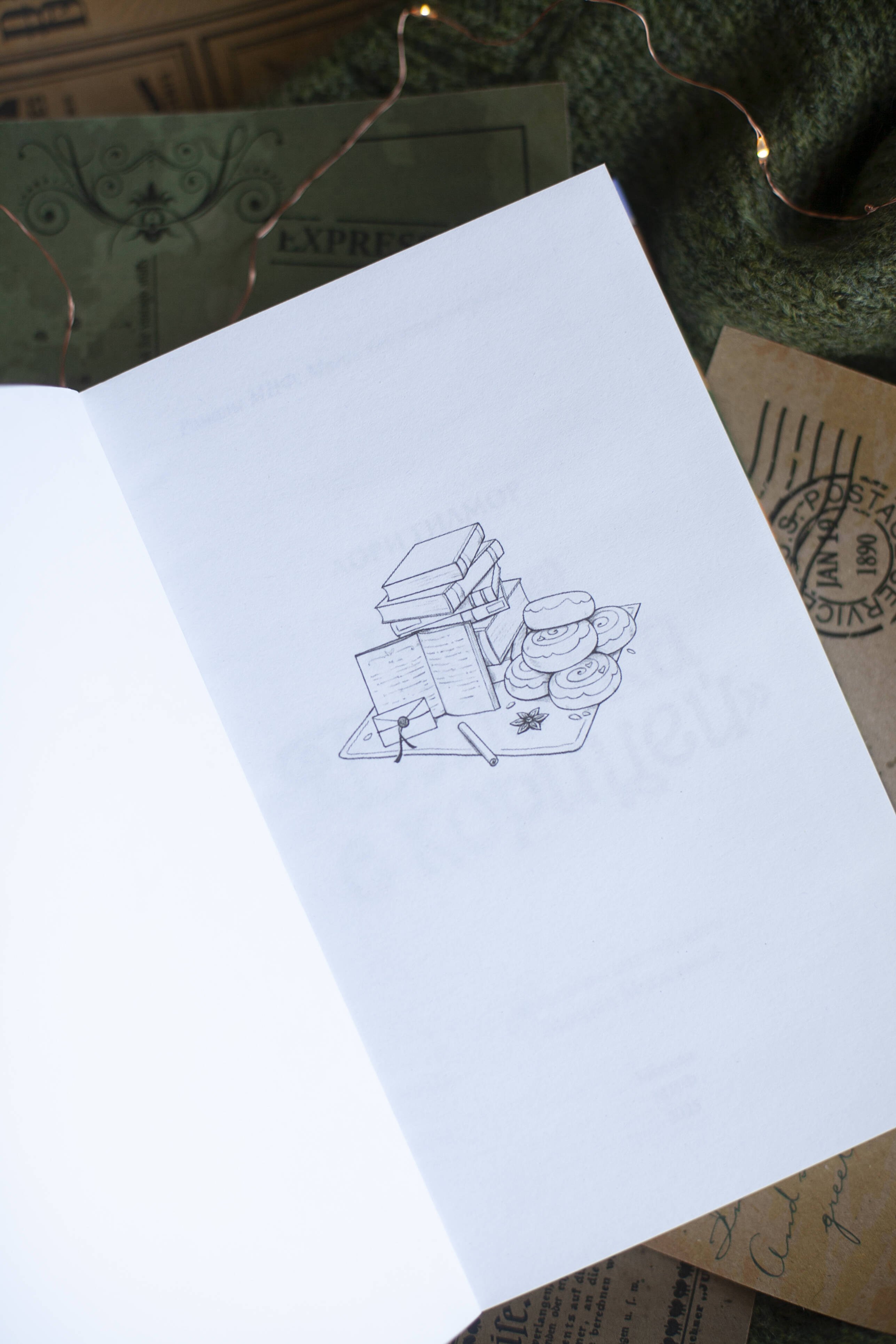 Изображение бумажной книги