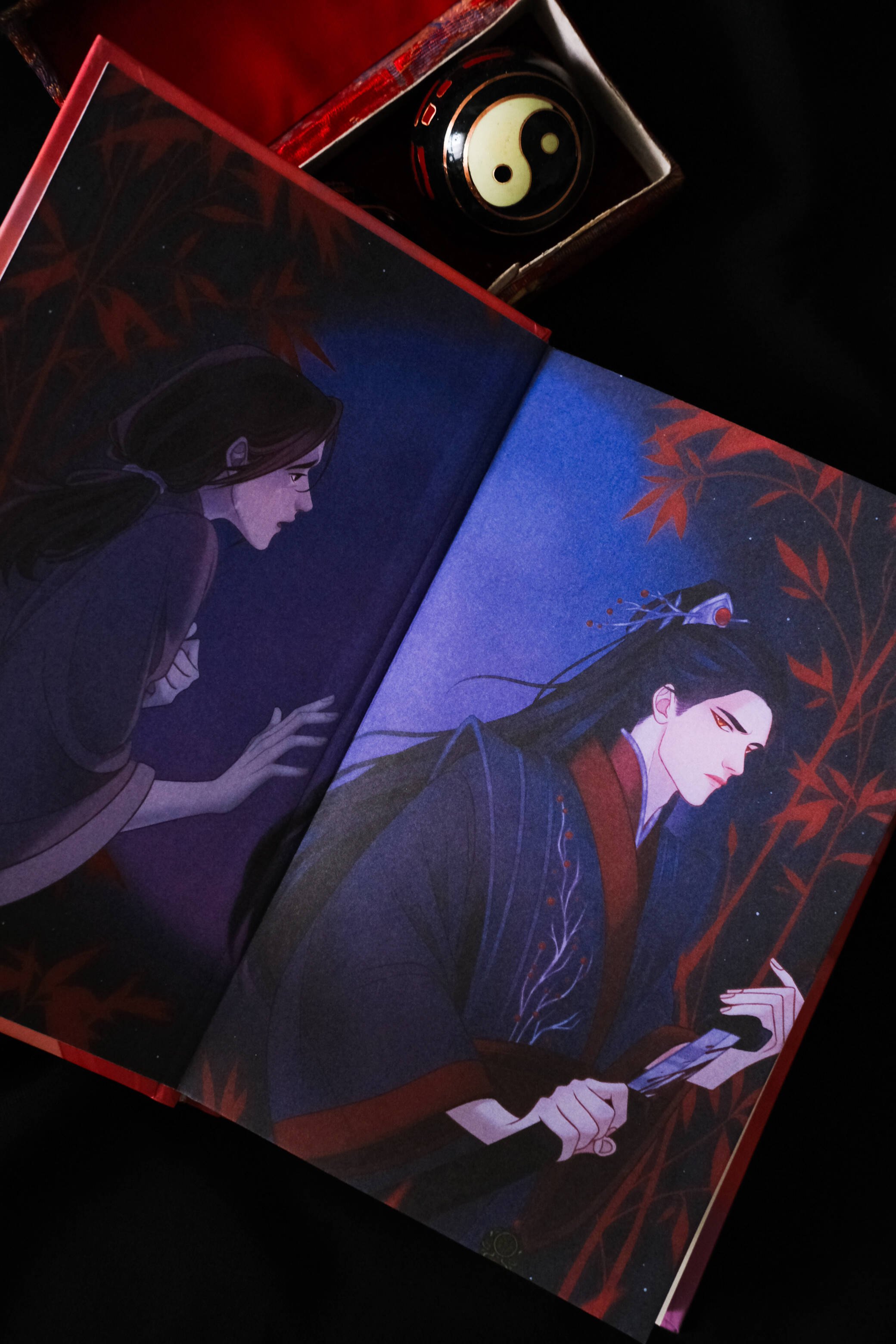 Изображение бумажной книги