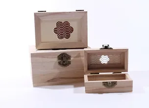 Набор для творчества Шкатулки дерев., Матрёшка, 3шт(13,5*10*7,5, 11,5*8*5,5, 9*5*4) вырубка цветок 324320