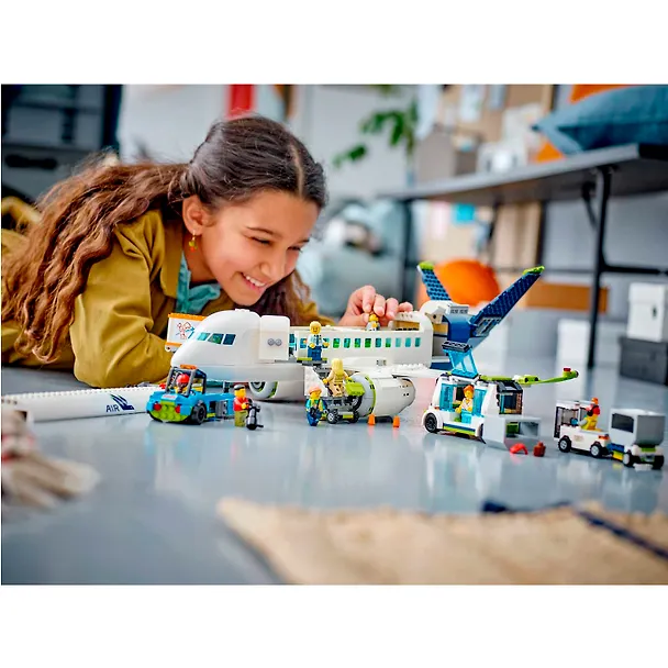 60367 Конструктор детский LEGO City Пассажирский самолет, 913 деталей, возраст 7+ 3165448 — 5