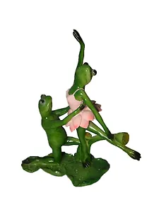 Фигурка Лягушка-балерина (23,4х9,3х27,3) (56009)