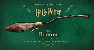 Книга Harry Potter – The Broom Collection and Other Artefacts from the Wizarding World Гарри Поттер - коллекция метел и других артефактов/ Книги на английск ()