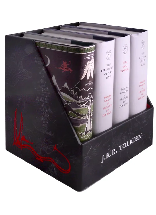 Книга The Hobbit & The Lord of the Rings Gift Set. A Middle-earth Treasury (комплект из 4 книг) (Джон Рональд Руэл Толкин) — 1
