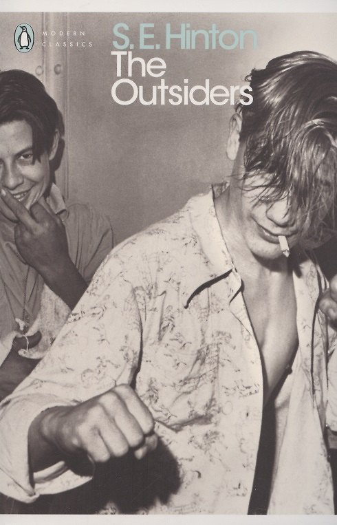 Книга The Outsiders (Сьюзан Хинтон, S.E. Hinton) — 1