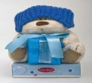Мишка сидящий на подставке в шапке с подарком (00605300008) 2299572
