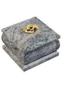 ГС Шкатулка камень Екатеринбург с ящеркой (7х7) (586879)