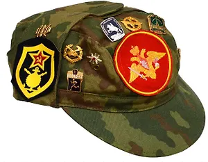 АКМ Кепка офицерская со значками