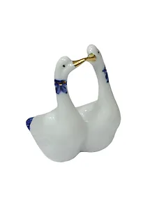 Фигурка Гуси парочка с синими бантиками 7,5см (227-280)