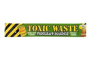 Жевательная конфета Toxic Wastle Nuclear Apple (Токсик Нуклеар Яблоко), 20г