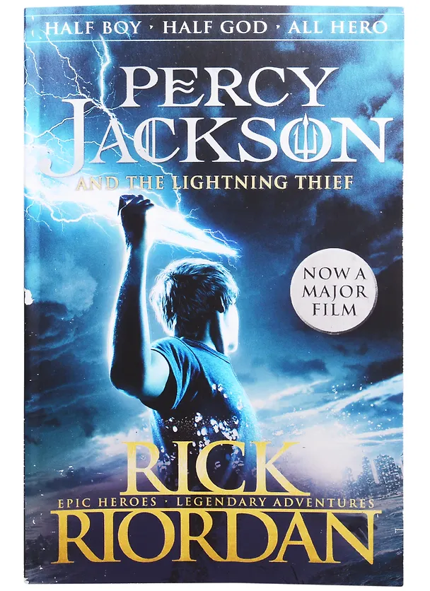 Книга Percy Jackson and the Lightning Thief (Rick Riordan) — 1
