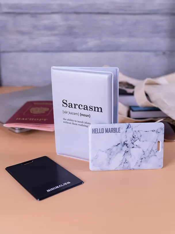 Набор (Обложка для паспорта 1шт + Кардхолдер 2шт) (Обложка для паспорта Sarcasm (словарь) (ПВХ бокс) Чехол для карточек Minimalism Чехол для карточек вертикальный Мрамор серый) (упаковка) 3082550 — 11