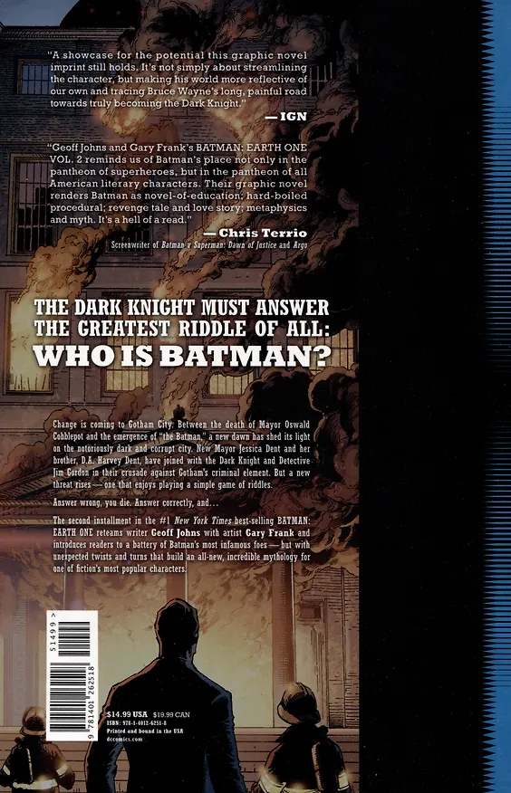 Книга Batman Earth One Volume 2 (Джефф Джонс) — 2