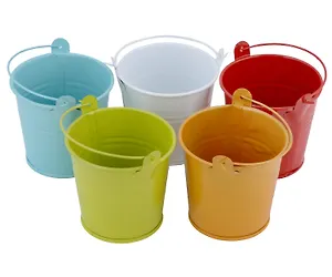 Декоративное изделие из жести "Ведро", в ассортименте