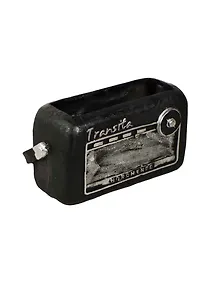 Подставка декоративная для канцелярских принадлежностей Ретро приемник (17,7х7,2х9,6) (36130) (Феникс-Презент)