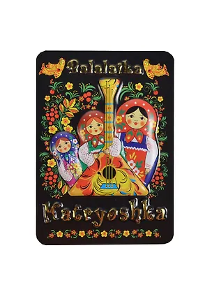 Магнит Матрешки с балалайкой на черном фоне (025-1-34AS-F02BL) 2381134