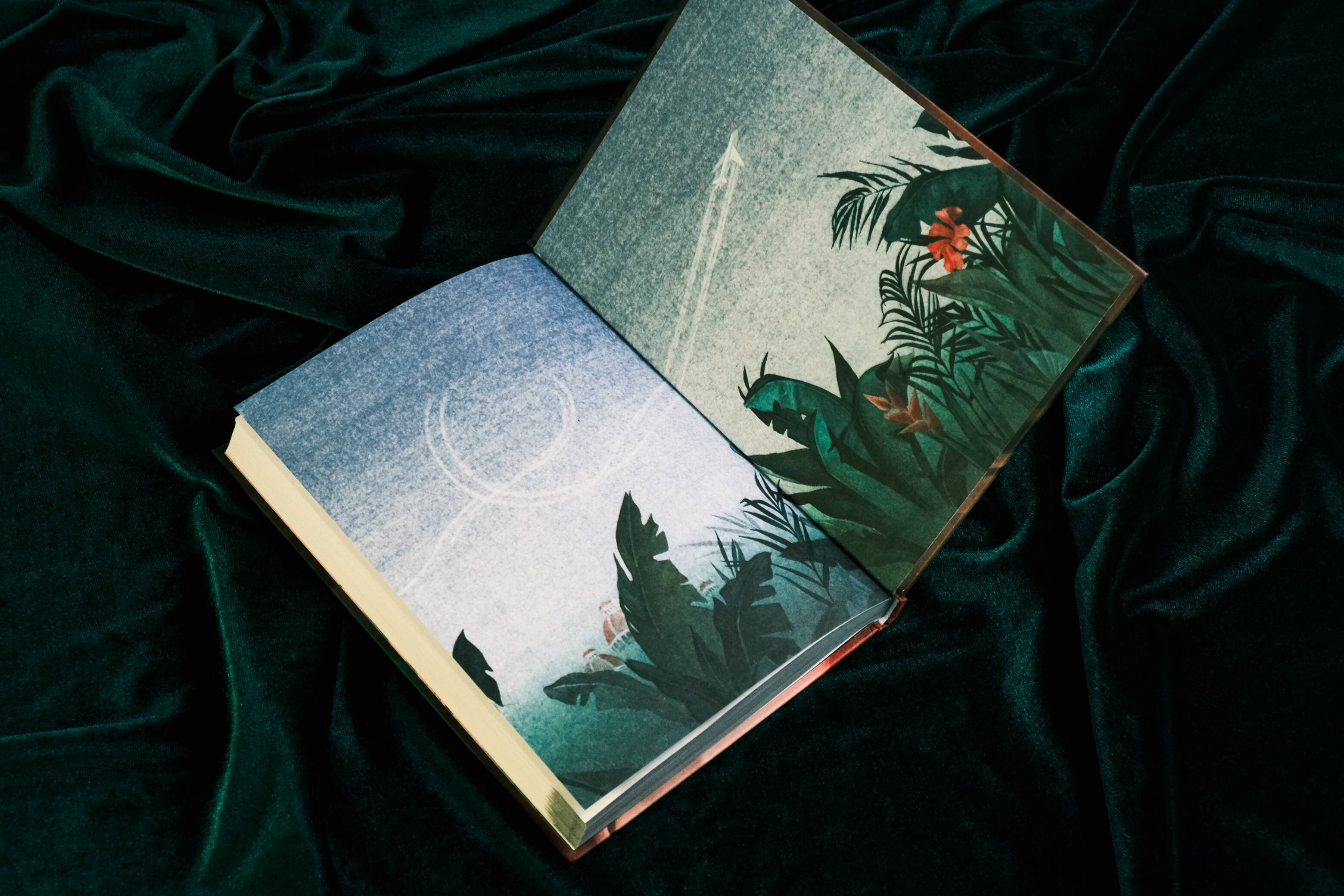 Изображение бумажной книги