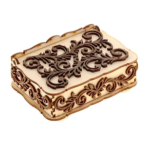 Шкатулка дерево белая с темными резными элементами (10х14х5) (1038780)