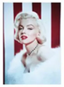 Обложка для паспорта "Мэрилин" на полосатом фоне