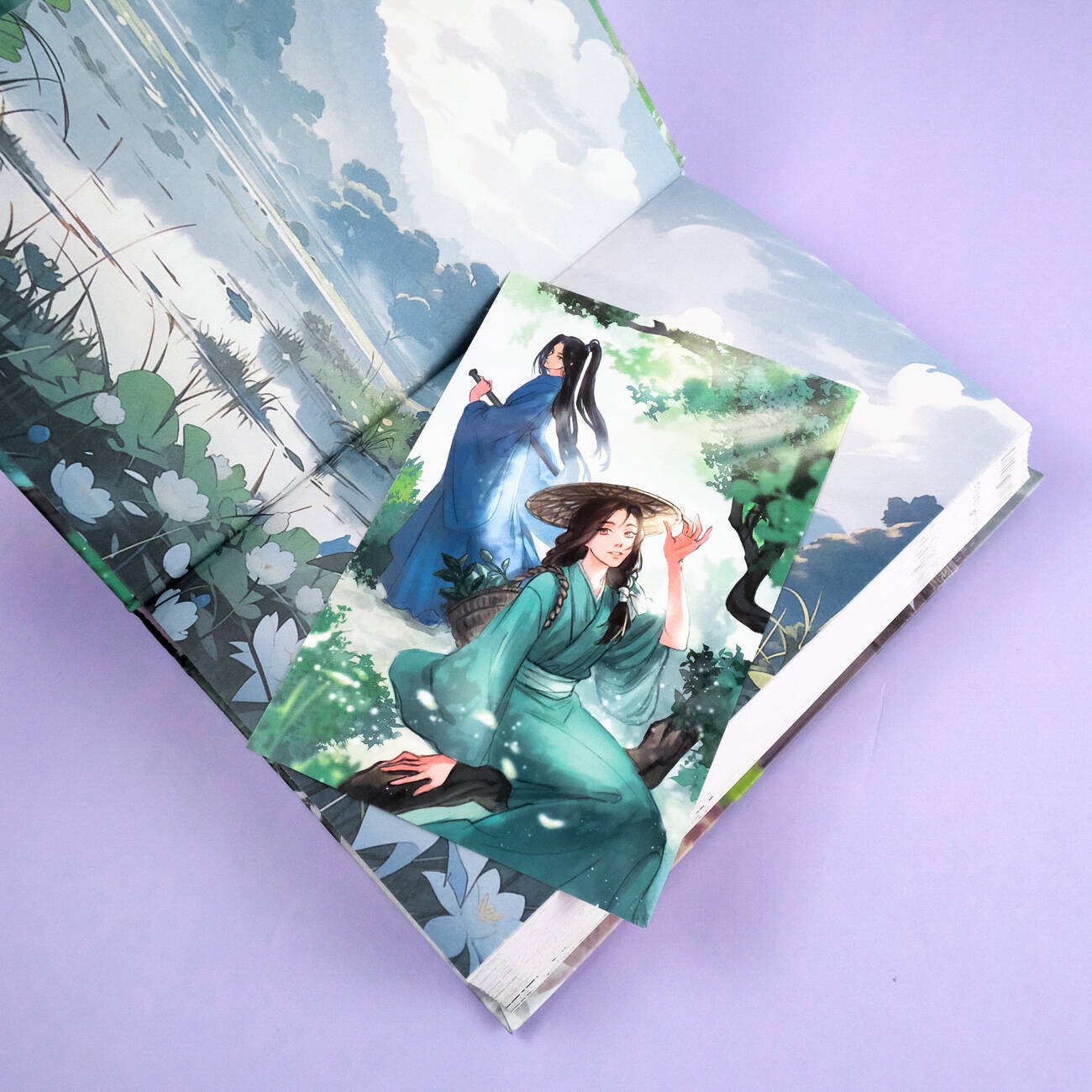 Изображение бумажной книги