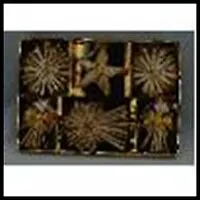 Новогоднее подвесное украшение из соломки (снежинки, ангелы, звезды), 6-8см, покрыто лаком и декорировано глиттером (Набор из 12 шт), арт. 25233 (19*13*2 см) 2331142 — 1