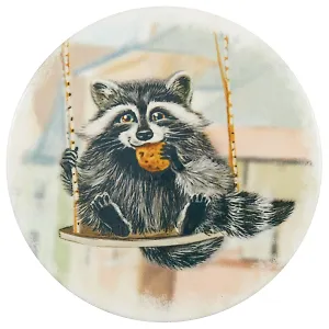 Подставка под кружку Енот на качелях (керамика) (11 см) (ПВХ бокс)