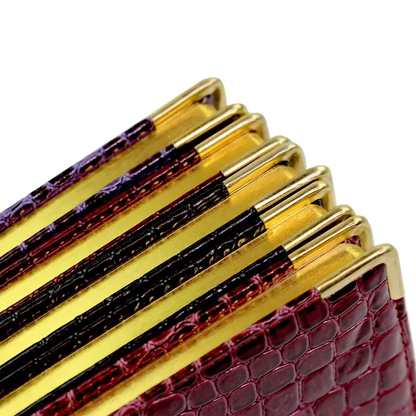 Книга для записей А5 80л "BUSINESS PREMIUM. Grand croco (бордо)" иск.кожа, поролон, тв.переплет, мет.уголки, золот.срез, 2 ляссе, инд.уп. 3126043 — 4