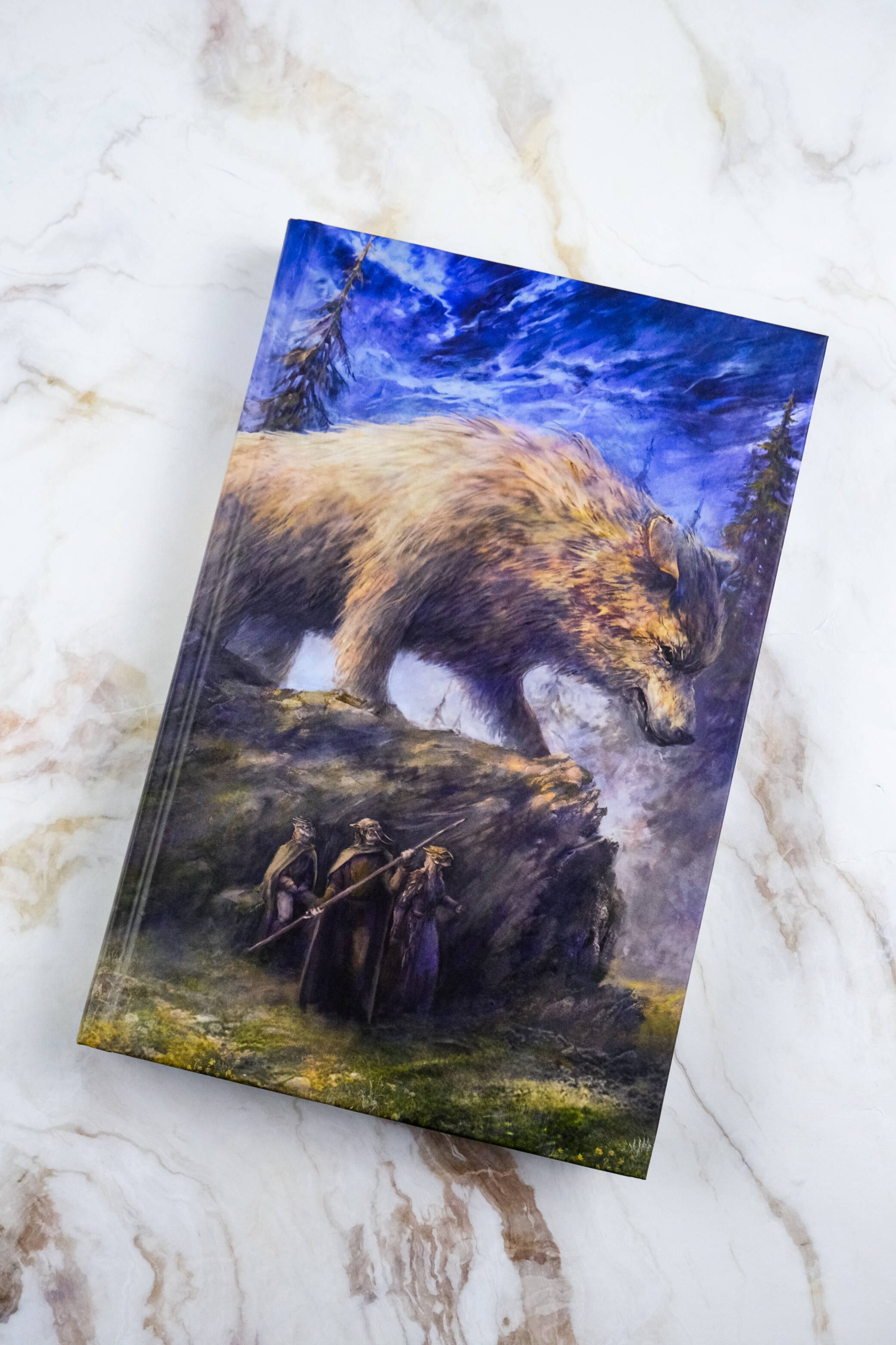 Изображение бумажной книги