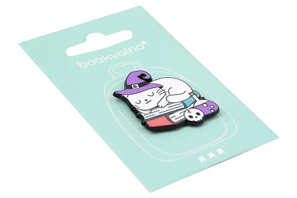 Значок Котик-волшебник с книгами (металл) 3077952 — 2