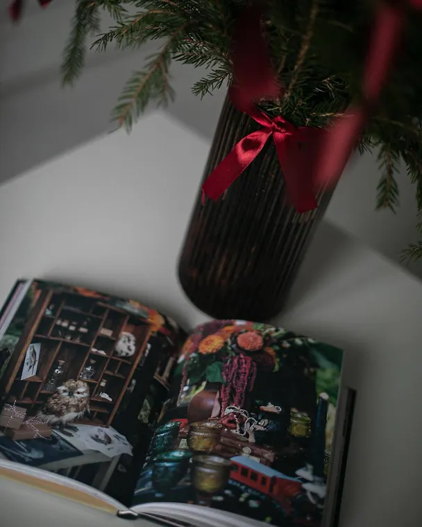 Книга Год простых чудес. Найти опору и вдохновение в красоте повседневности (авторские стикеры внутри) (Анна Гладких) — 16