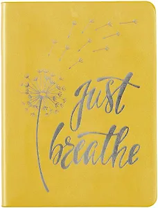 Записная книжка А6 64л лин. "PEARL. Желтый" иск.кожа, эфф.перламутра, тиснен.фольгой, тонир.торцы, ляссе