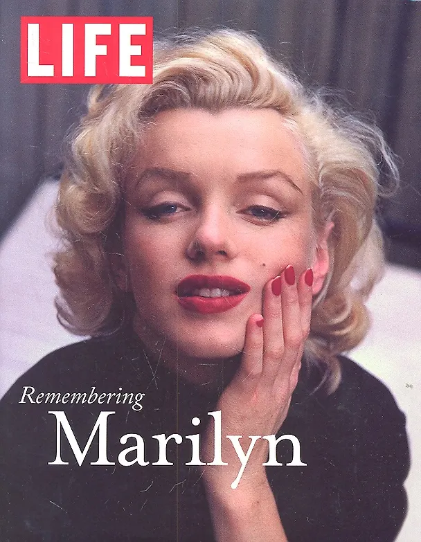 Книга Life: Remembering Marilyn () — 2
