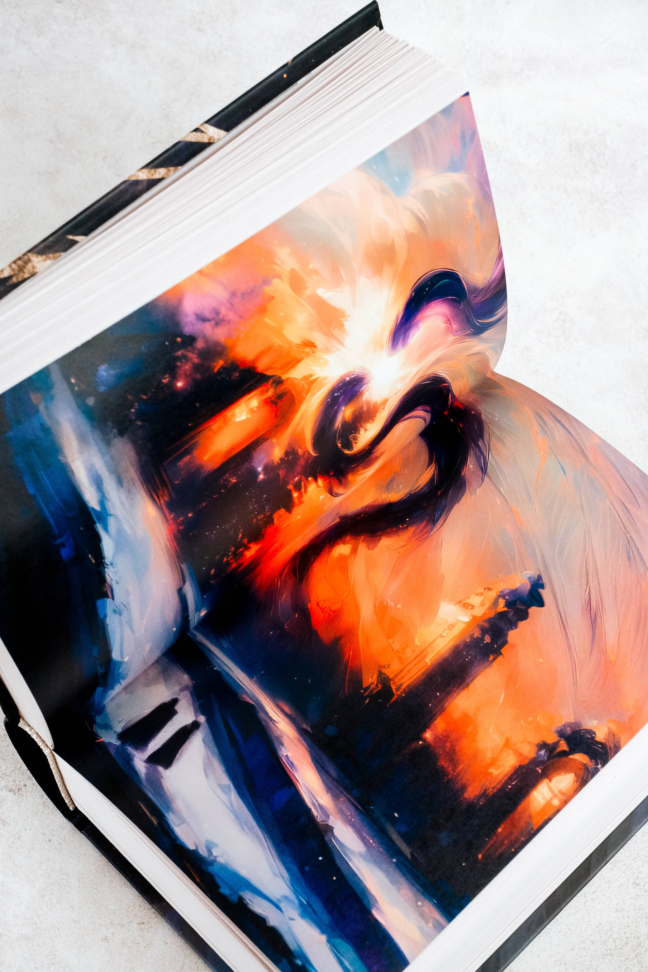 Изображение бумажной книги