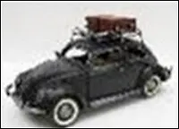 Декоративная модель автомобиля из металла (24030) (23х9х10)