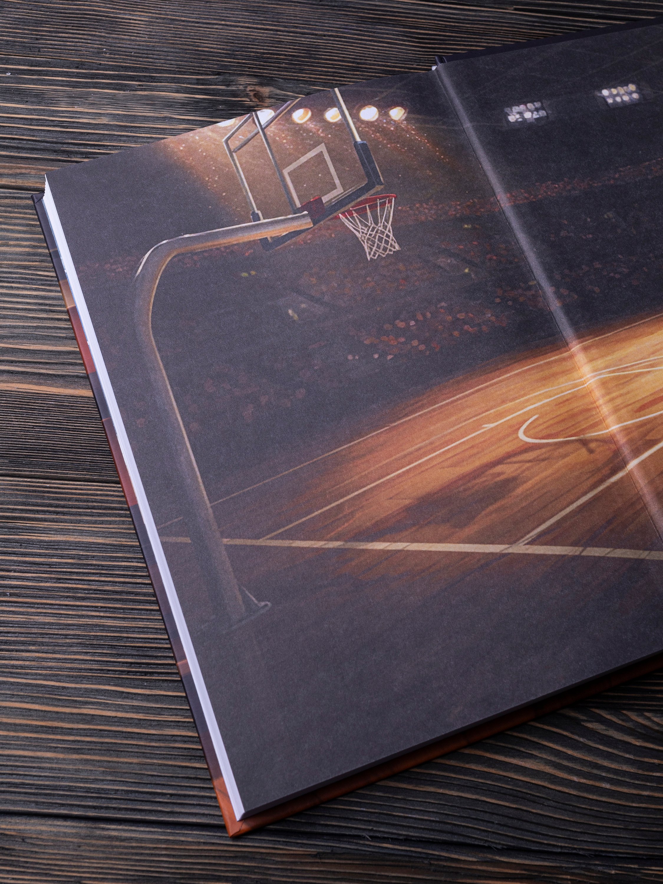 Изображение бумажной книги