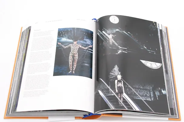 Книга Louis Vuitton Catwalk: The Complete Fashion Collections () — 9