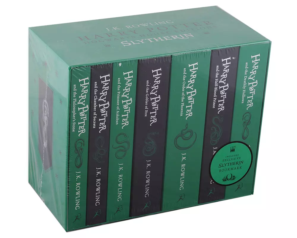 Harry Potter Slytherin House Editions Paperback Box Set (комплект из 7  книг) (Джоан Кэтлин Роулинг) - купить книгу с доставкой в интернет-магазине  «Читай-город». ISBN: 978-1-5266-2457-4