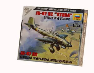 ЗВ 6123 Немецкий пикирующий бомбардировщик Ju-87 B2 "STUKA" (1/144) (коробка)