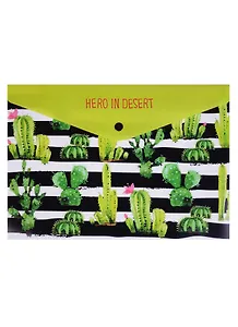 Папка-конверт А4 на кнопке "Hero in desert"