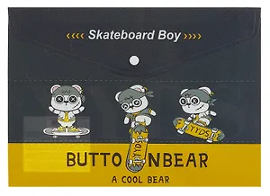 Папка-конверт А4 на кнопке "A cool bear"
