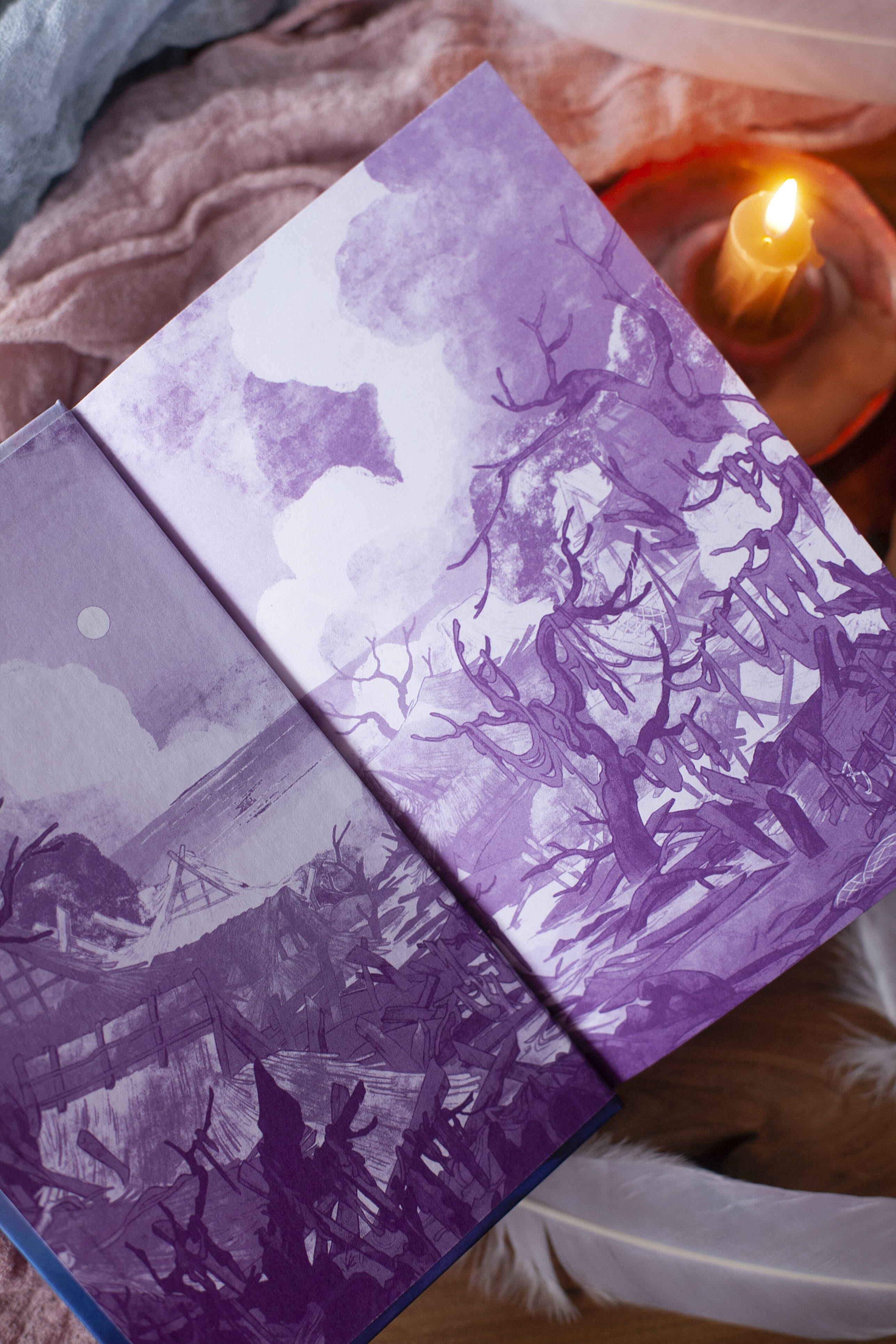 Изображение бумажной книги