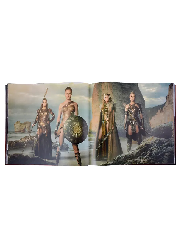 Wonder Woman. The Art and Making of the Film 2890777 — 5