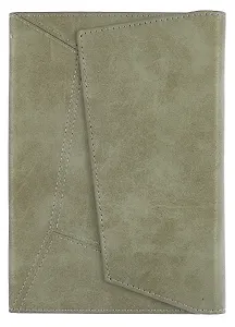 Ежедневник недат. А5 120л "Спилок металлик" зеленый, кожзам, тв. переплет, зеркало и пилка на оборотн.стороне магнит.клапана, петля для ручки, закругл.углы, офсет, ляссе, подар.карт.коробка с ПВХ-крышкой