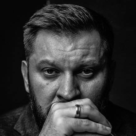 Марк Бартон