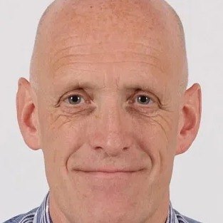 Питер Кэлдер