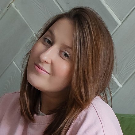 Маша Шелушенко