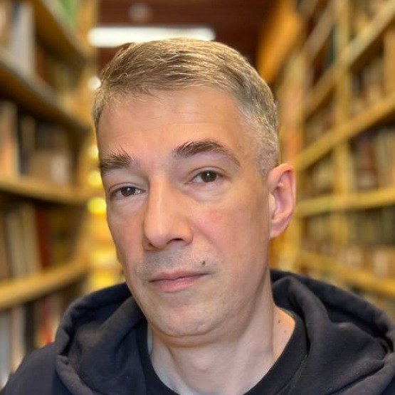 Денис Крюков